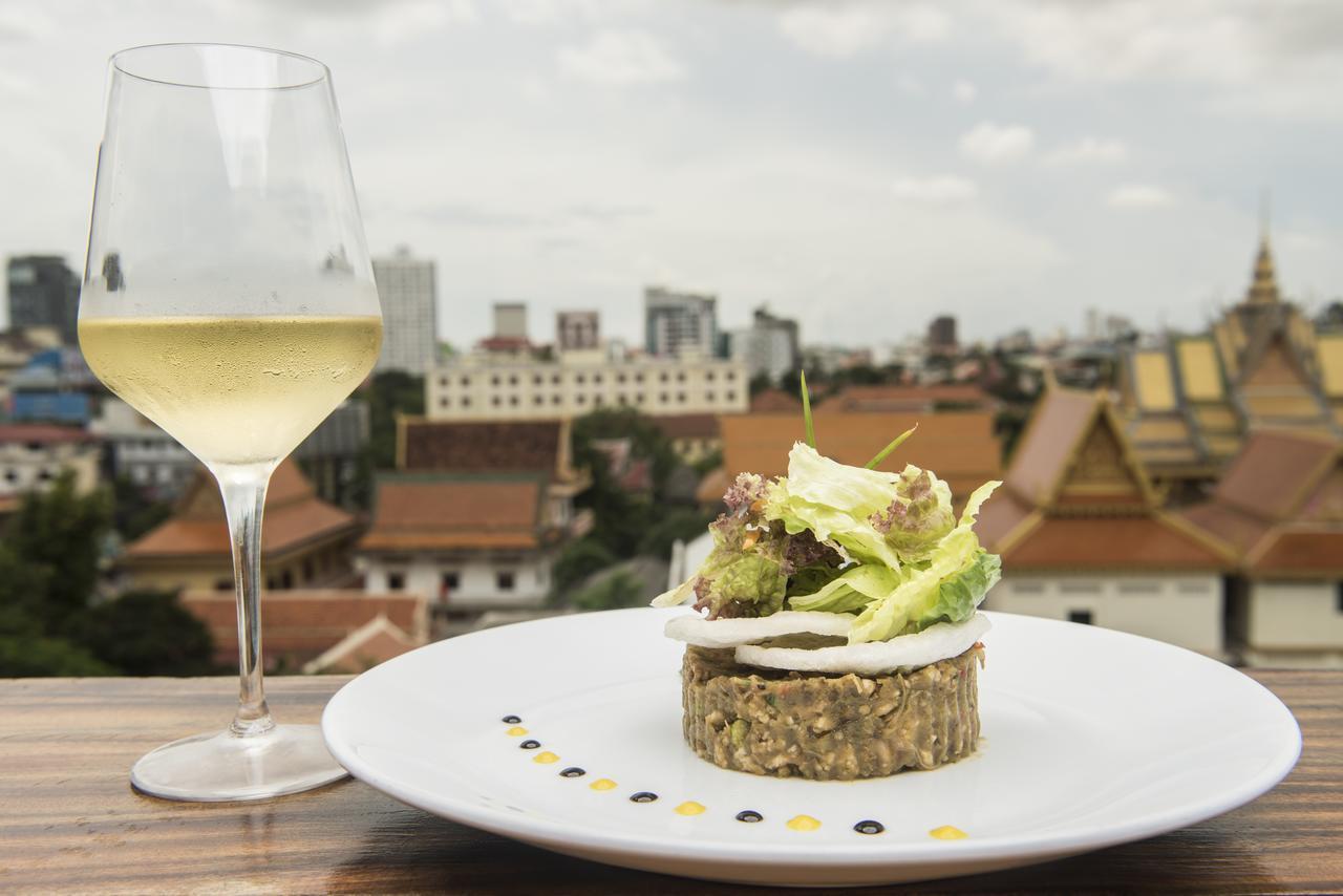 Patio Hotel & Urban Resort Phnom Penh Zewnętrze zdjęcie